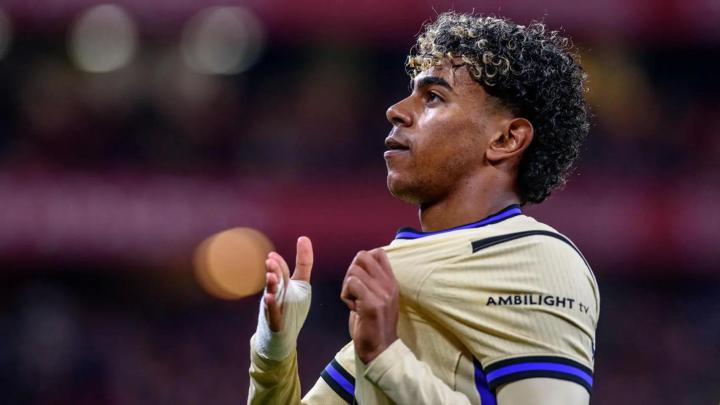  西媒报道引发热议；亚马尔因会员资历限制缺席巴萨主席选举投票现场。 体育新闻 西媒报道引发热议；亚马尔因会员资历限制缺席巴萨主席选举投票现场。 体育新闻