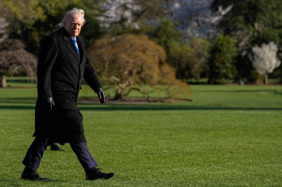  特朗普透露伊朗诚意礼物；中东局势现谈判曙光；各方斡旋持续推进。 新闻 特朗普透露伊朗诚意礼物；中东局势现谈判曙光；各方斡旋持续推进。 新闻 特朗普透露伊朗诚意礼物；中东局势现谈判曙光；各方斡旋持续推进。 新闻