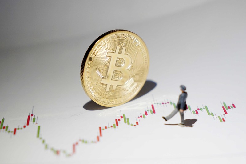  没收三百亿背后的法治逻辑：虚拟资产的监管边界与定性演变。 新闻