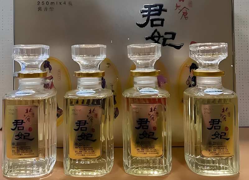  佳酿难觅知音：东北白酒为何困守故土？深度解析破局之道 新闻