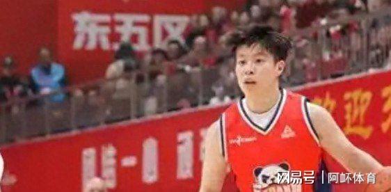 那一夜的一分险胜，藏着多少篮球场上的悲喜与不甘