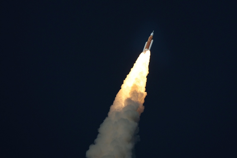 从38万公里外的邮件灾难，看企业软件容错的致命盲区 IT技术