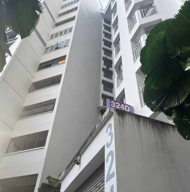  剑桥博士之死：精神疾病、家庭隔离与社会支持体系的多维审视 新闻