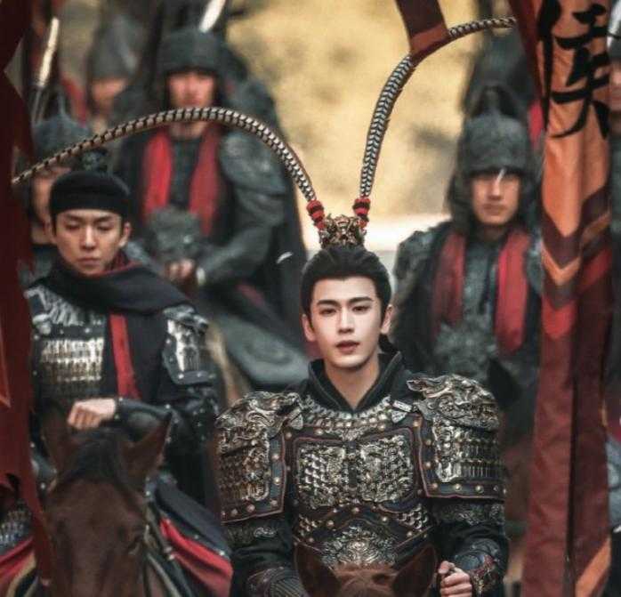  舅舅的话，怎么就成了「蹭热度」？好人沉默的世界，好话到底该怎么说 娱乐新闻