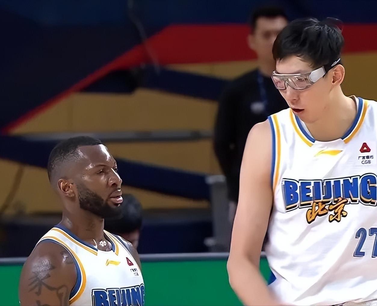  技术视角下的京城德比：杰曼关键时刻的战术价值与首钢韧性深度解析 体育新闻