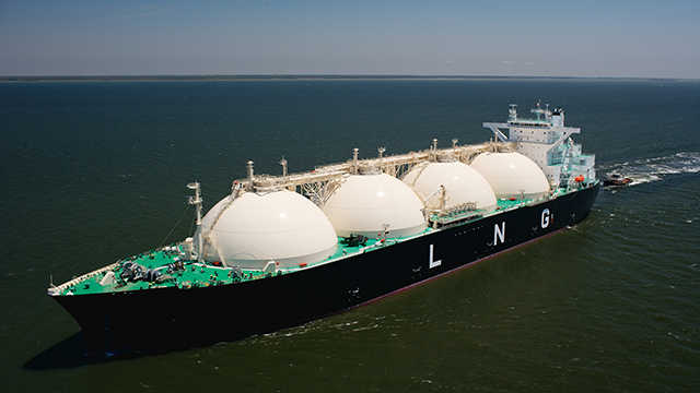  那一声巨响之后：阿布扎比能源工地上消失的平凡人生 新闻