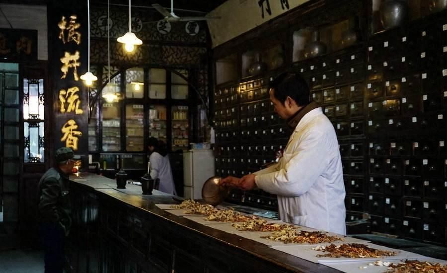  从艺术青年到资本宠儿：钟馨稼的技术迷局与商业悖论 企业服务