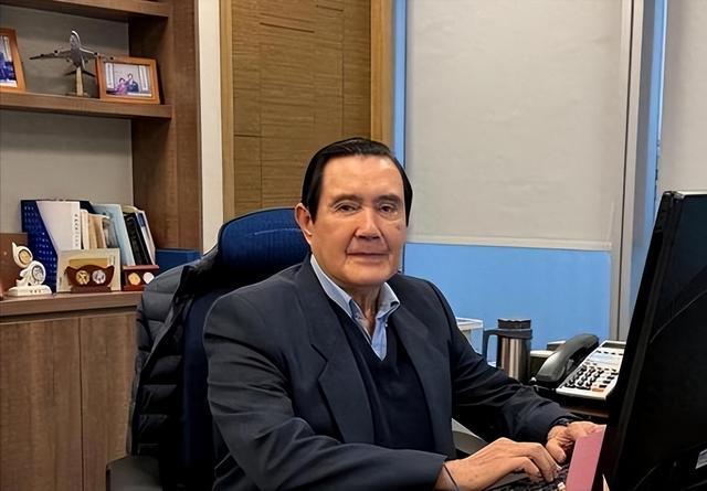  两岸破冰：郑丽文访陆背后的政治博弈与国民党路线分歧 新闻 两岸破冰：郑丽文访陆背后的政治博弈与国民党路线分歧 新闻
